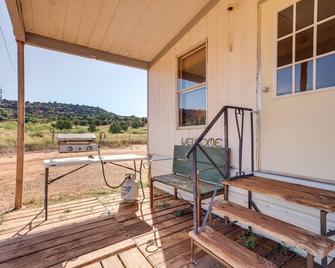 Charming Santa Rosa Home w/ Mountain Views & Porch - Santa Rosa - Balkon