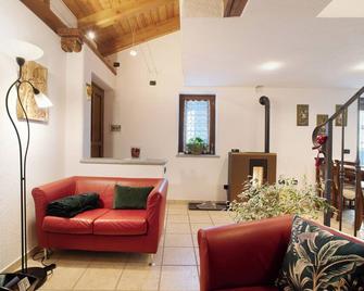 Da Manu - Blavy Nus - Nus - Wohnzimmer