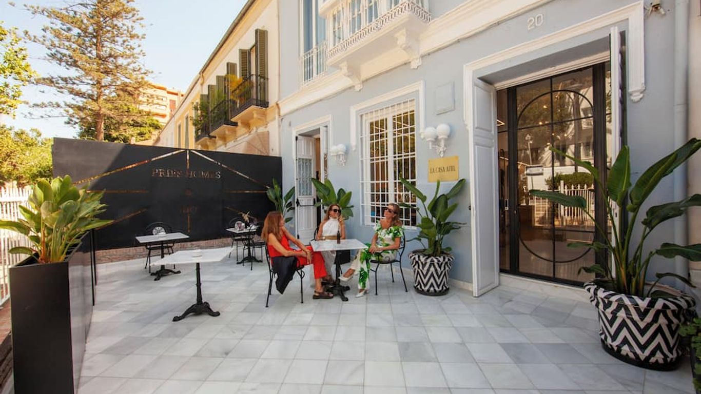 Pries Homes La Casa Azul