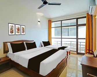 Hotel Raj - Madikeri