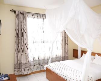 Roza Guest House - Naivasha - Bedroom