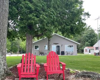 The Noquebay Hideaway - Wausaukee - Patio