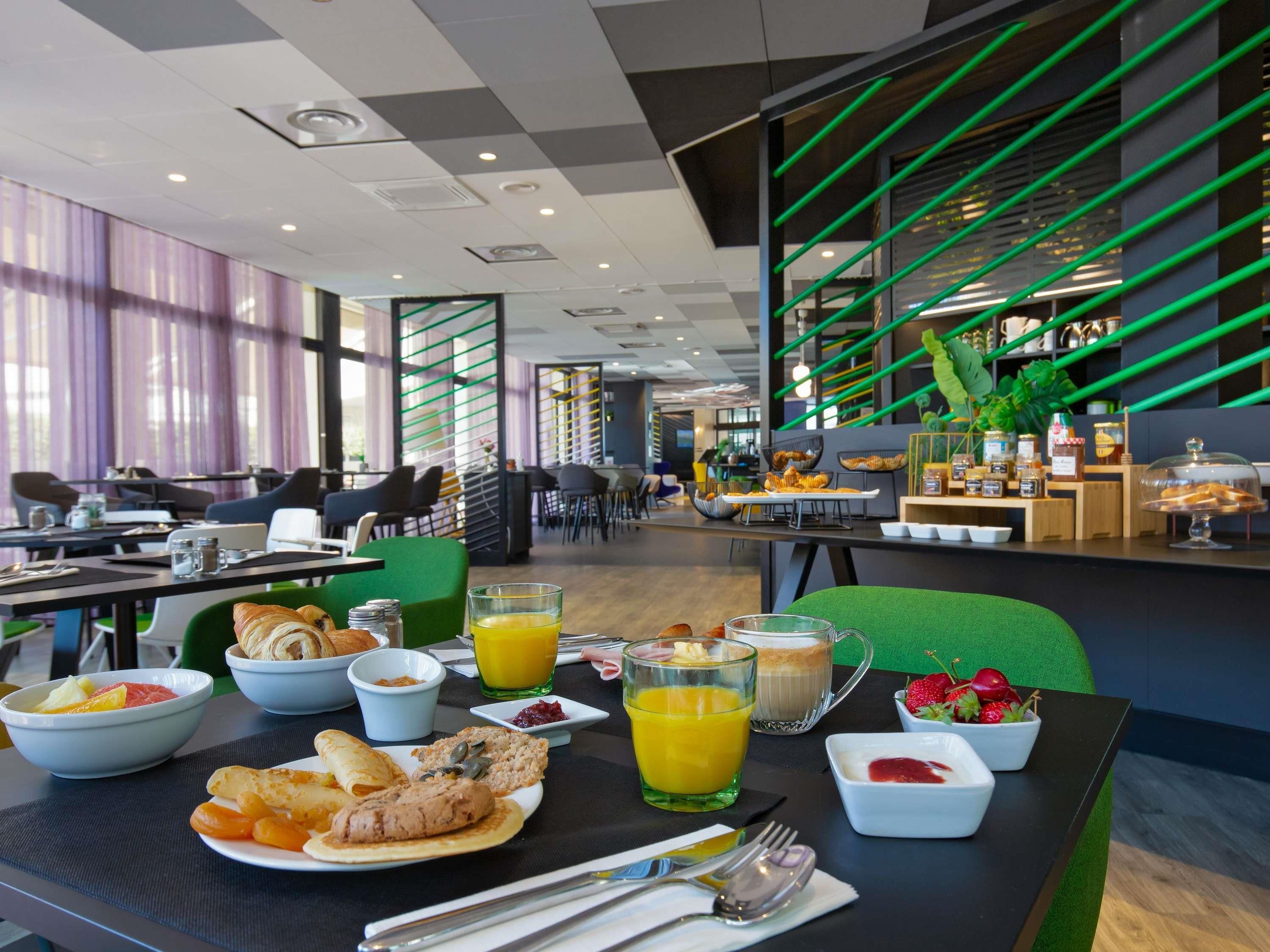 Hôtel Mercure Hyères Centre - Hyerès - Comedor