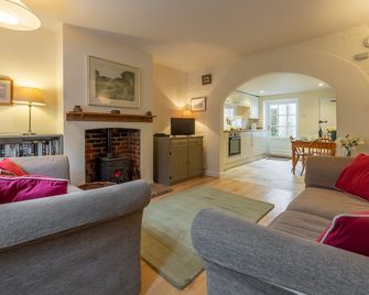 Petts Cottage, Burnham Market, Norfolk - Burnham Market - Living room