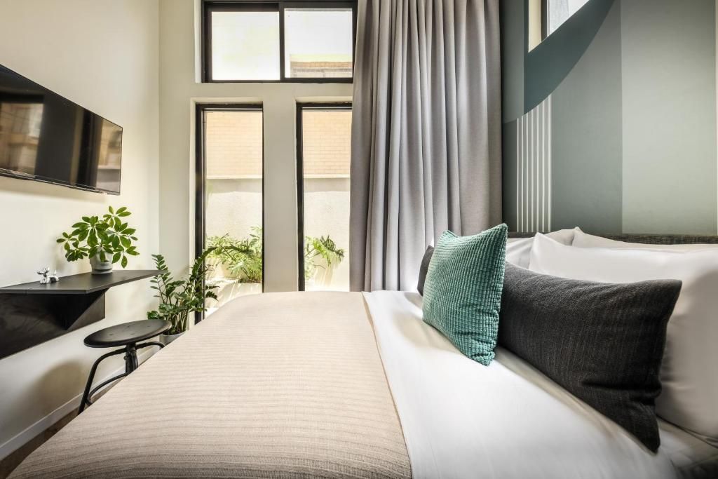 קולורבוקס - מבית לוגאין מלונות תל-אביביים - תל אביב - חדר שינה