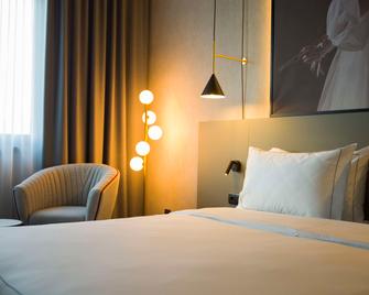 88 Rooms Hotel - Belgrade - Bedroom