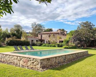 Charming rural villa with swimming pool at Costa Brava - Vall-llobrega - Piscina