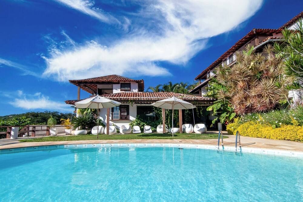 أرامباري بوزيوس هوتل - بوزيوس - حوض السباحة