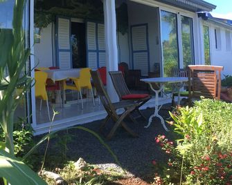 L'Arbre de Vie - Saint-Joseph - Innenhof