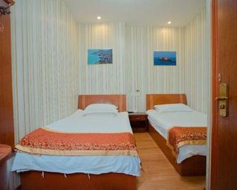 Shengshan Island Lejia Hostel - Zhoushan - Bedroom
