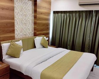 Hotel Prudent, Vadodara - ואדודרה - חדר שינה