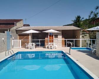 Canto Verde Aptos II - Caraguatatuba - Pool