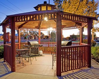 Sonesta Simply Suites Salt Lake City Airport - Σολτ Λέικ Σίτι - Βεράντα