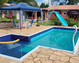 Chácara Maira e Araken - Ibiúna - Piscina