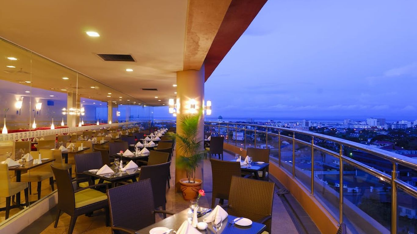 بورنيو رويال هوتل