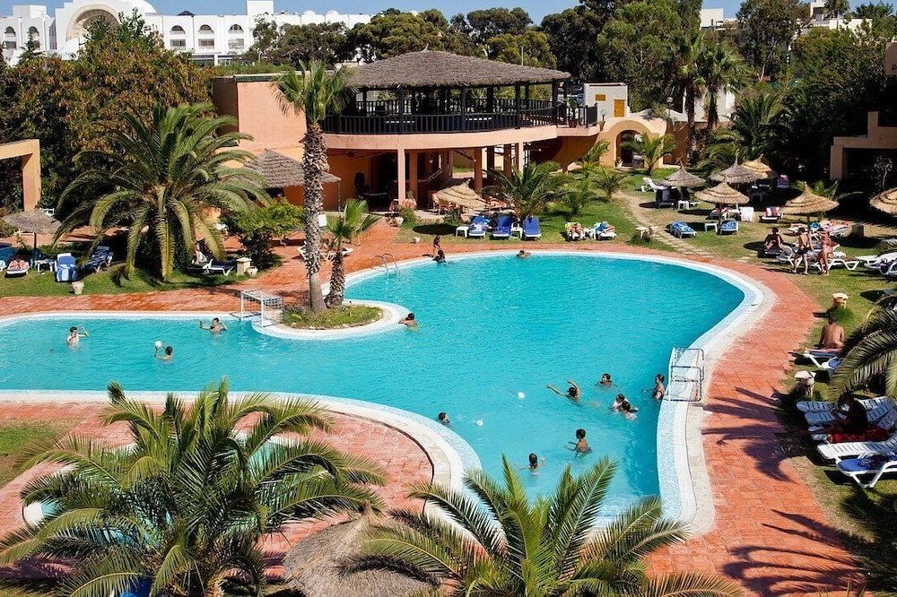 Hotel Dar El Olf - חמאמט - בריכה