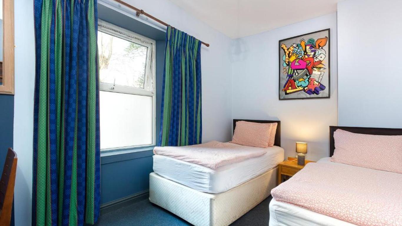 Russell Scott Hostel