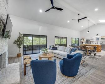 Newly Renovated - Southside Serenity At Lake Texoma - Pottsboro - Sala de estar