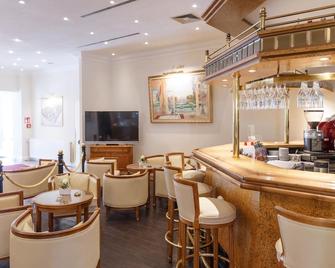 Hotel Erbprinz - Ludwigslust - Bar