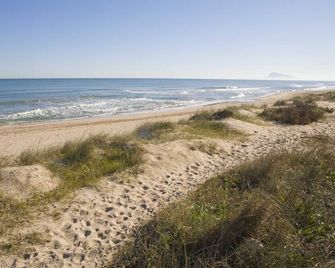 4 Bedrooms Apartament-2 Minutes Walk To - Piles - Playa