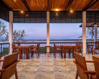 The Riviera Champasak - Champasak - Balcony
