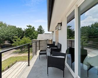 Urban Retreat with Pool near Downtown Dallas - Dallas - Balkon