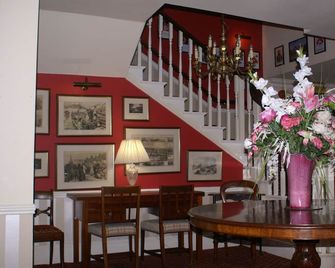 Haley's Hotel - Leeds