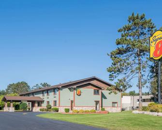 Super 8 by Wyndham Baxter/Brainerd Area - Baxter - Building