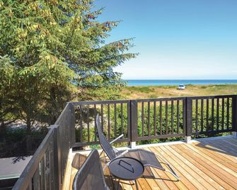 6 Bedroom Stunning Home In Grenaa - Grenaa - Balkon