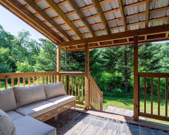 Lincoln Cabin cabin - Warren - Balcony