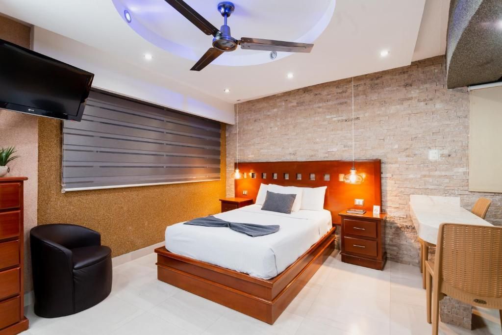 Hotel & Suites Country Valladolid - ויאדוליד - חדר שינה