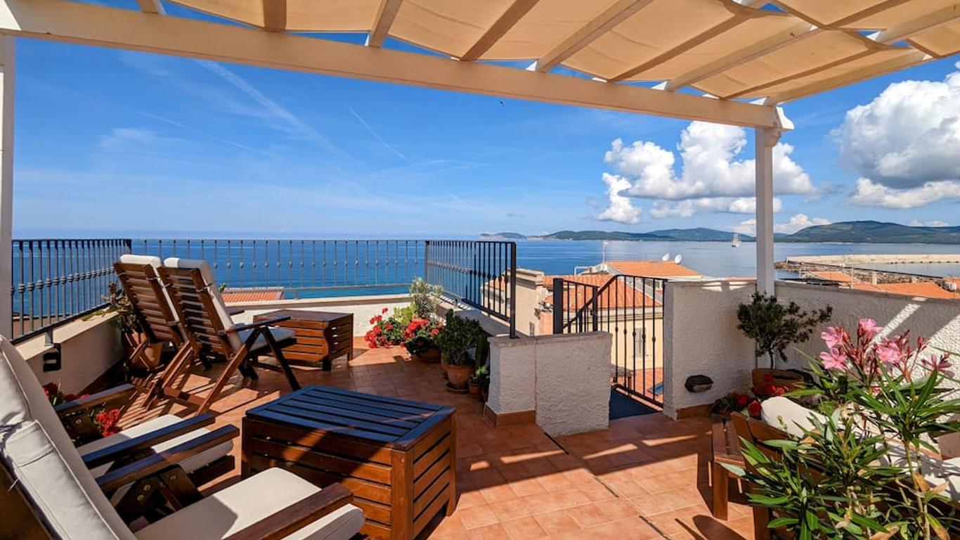 بي آند بي بانوراما ألغيرو