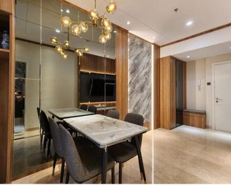 Apartment Podomoro Medan - Medan - Wohnzimmer