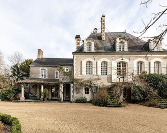 Les Rangeardières Piscine Familial - Saint-Barthélemy - Bâtiment