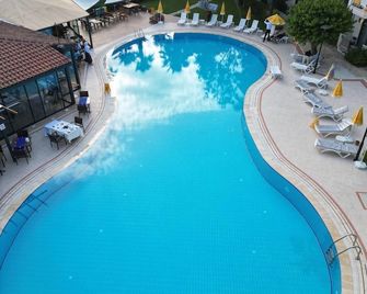 Lemas Suite Hotel - Side - Πισίνα