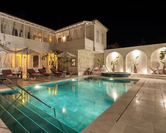 Viento Alacati Hotel - Alacati - Kolam