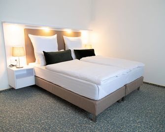 Amplidi Hotel Hannover - Hannover - Bedroom