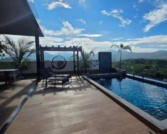 Mirante Vista Nobre - Maricá - Pool