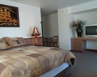Blue Mountain Motel - Okanogan - Bedroom