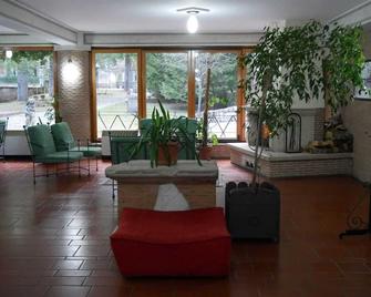 LH Albergo il Picchio - Pescasseroli - Lobby