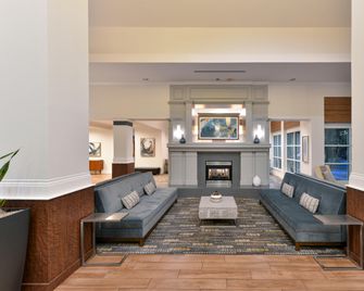 Hilton Garden Inn Napa - Napa - Lobby