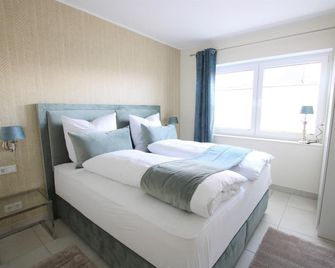 Seeblick 5 - Luxus am Hafen - Norddeich - Schlafzimmer