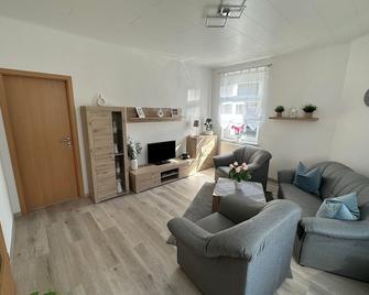 Ferienwohnung Hosang - Thale - Living room