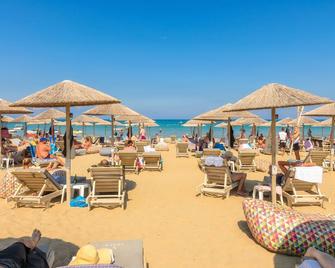 Venus Resort - Tsilivi - Playa