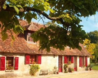 Rural lodging in South Touraine - Paulmy - Edificio