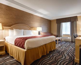 Best Western Summit Inn - Niagara Falls - Bedroom