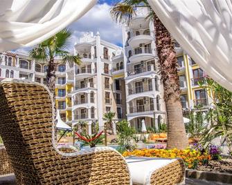 Harmony Suites - Monte Carlo - Sunny Beach - Edificio