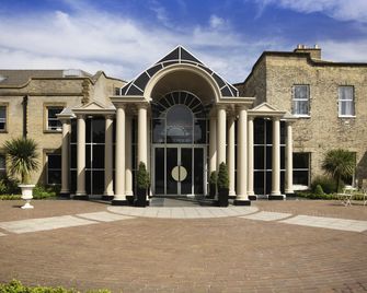 Mercure York Fairfield Manor Hotel - York - Rakennus