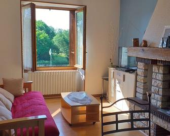 Large family home - Clamecy - Salon