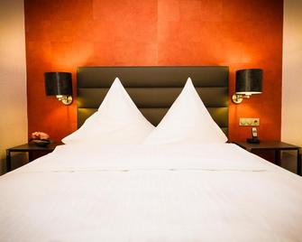 Hotel Fischerhaus - Düsseldorf - Yatak Odası